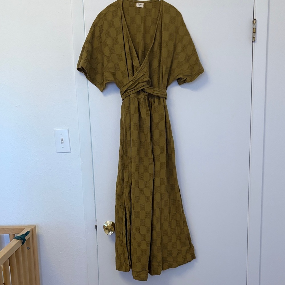 Opia Olive Checkered Midi Dress
